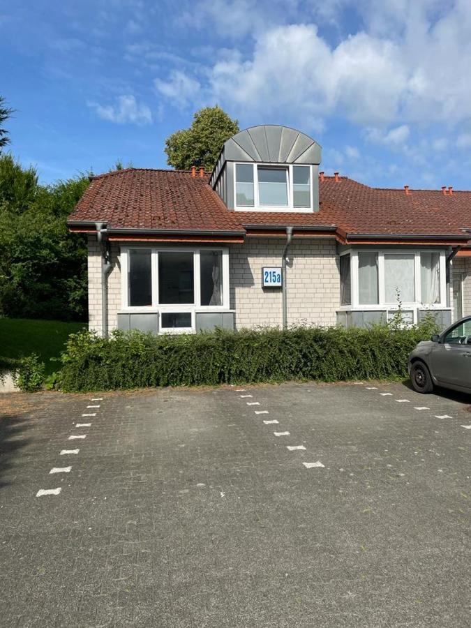 Stilvolles Ruhiges Studio - Parkplatz, Wifi, Tv Em-Apartments Deutschland Bielefeld Esterno foto